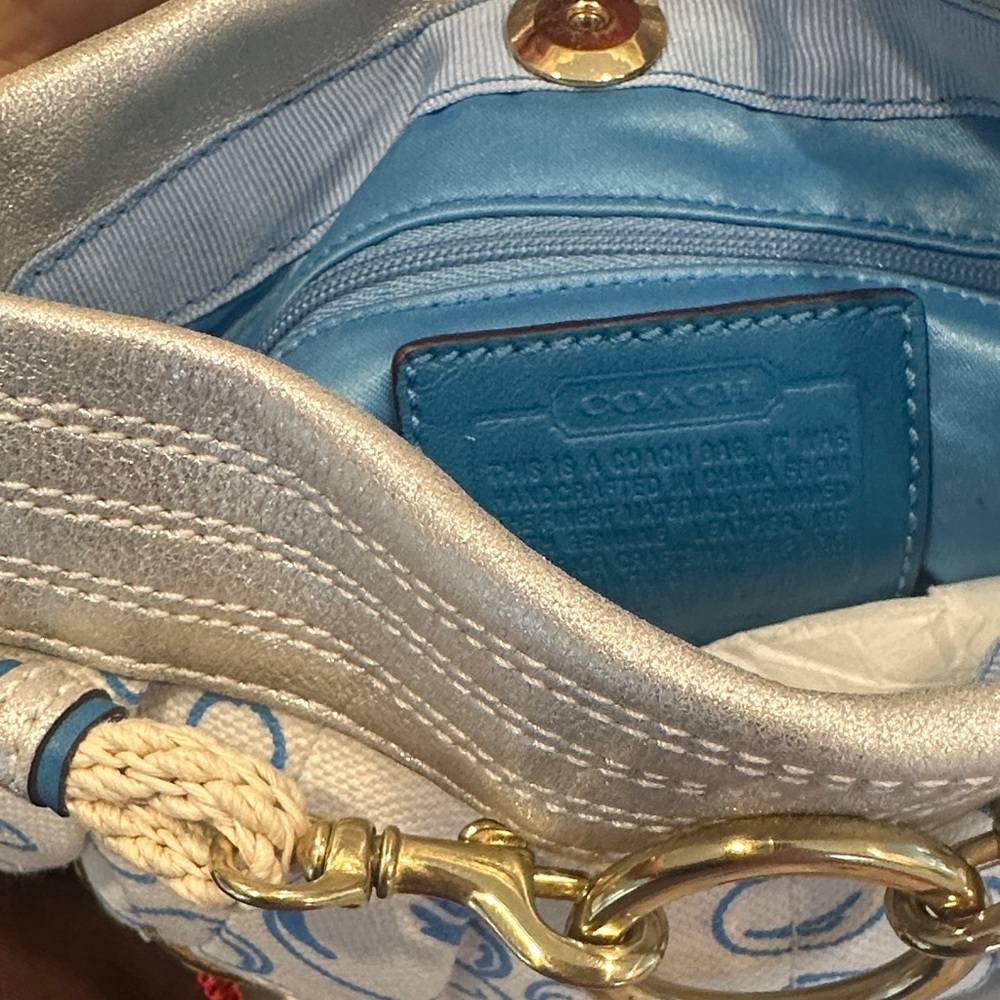Coach Rare Limited Edition Mini Purse, Dust bag and Matching Silk Twilly - Picture 5 of 11